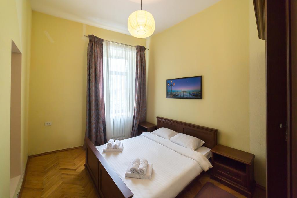 Cozy Apartment In Centre Of Kiev Eksteriør billede