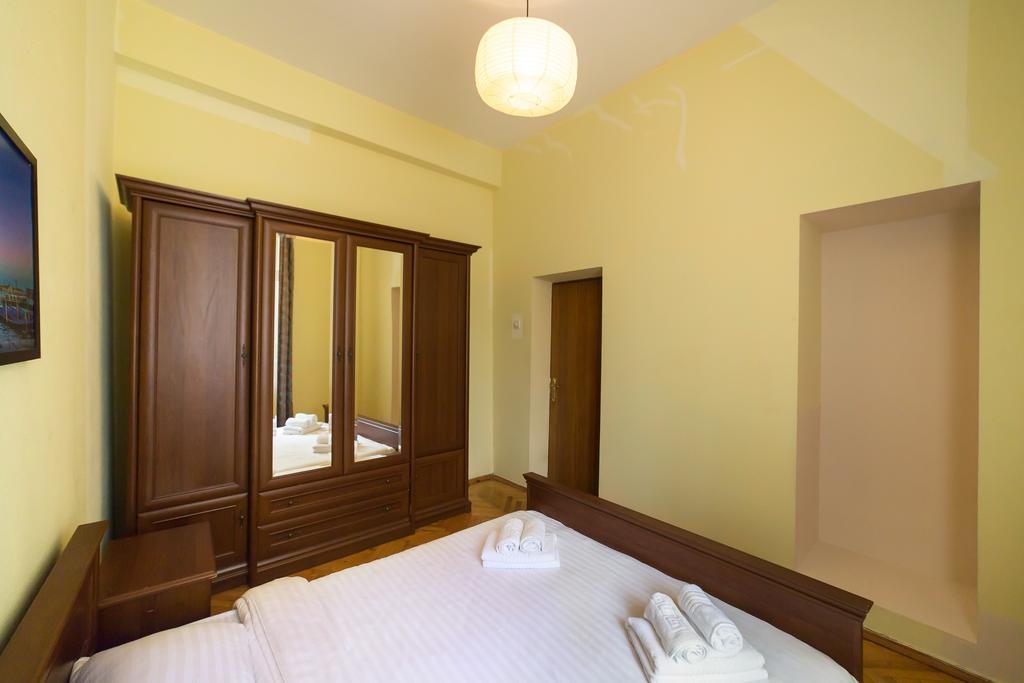 Cozy Apartment In Centre Of Kiev Eksteriør billede